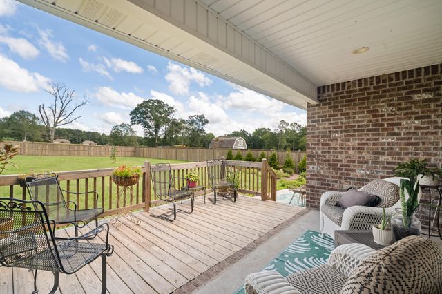 30 N Slade, Sumrall, MS 39482