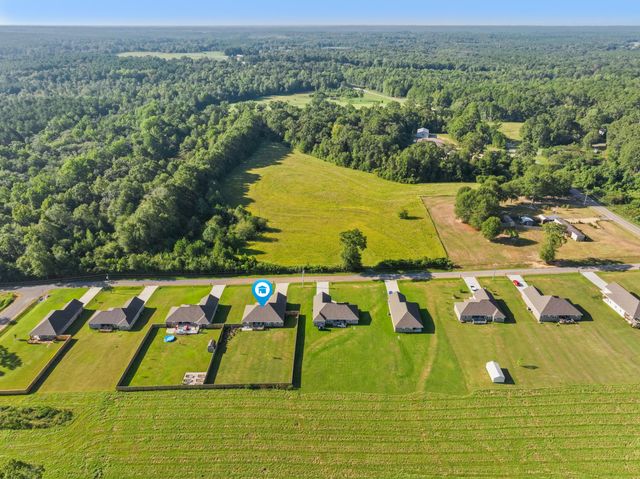 30 N Slade, Sumrall, MS 39482