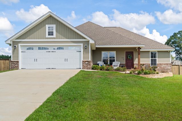 30 N Slade, Sumrall, MS 39482