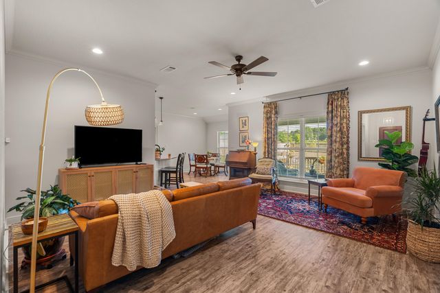 30 N Slade, Sumrall, MS 39482