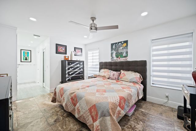 6320 Pent Place, Miami Lakes, FL 33014