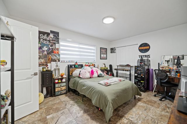 6320 Pent Place, Miami Lakes, FL 33014