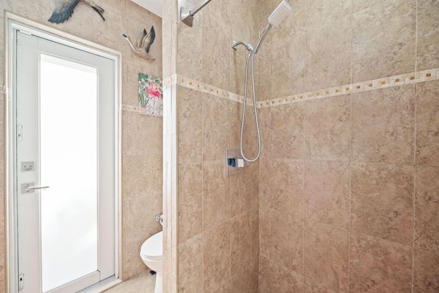 6320 Pent Place, Miami Lakes, FL 33014