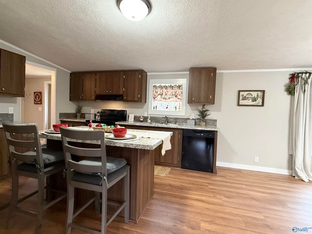 530 County Road 360, Trinity, AL 35673