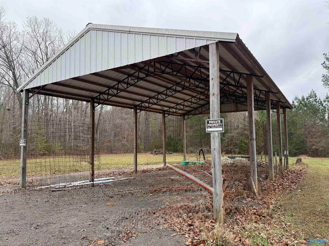 530 County Road 360, Trinity, AL 35673