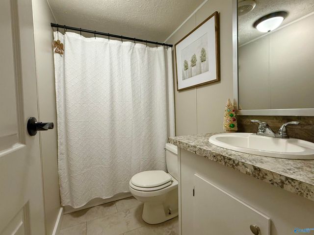 530 County Road 360, Trinity, AL 35673