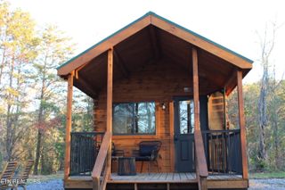 1652 Shady Grove Rd, Sevierville, TN 37876