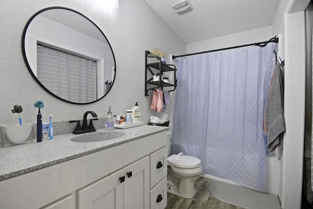 726 N ALLEN ST, Centralia, MO 65240