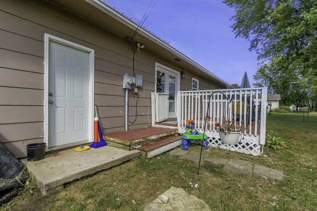 726 N ALLEN ST, Centralia, MO 65240