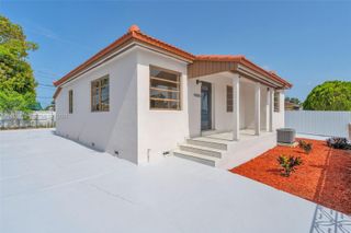 4485 E 8th Ave, Hialeah, FL 33013