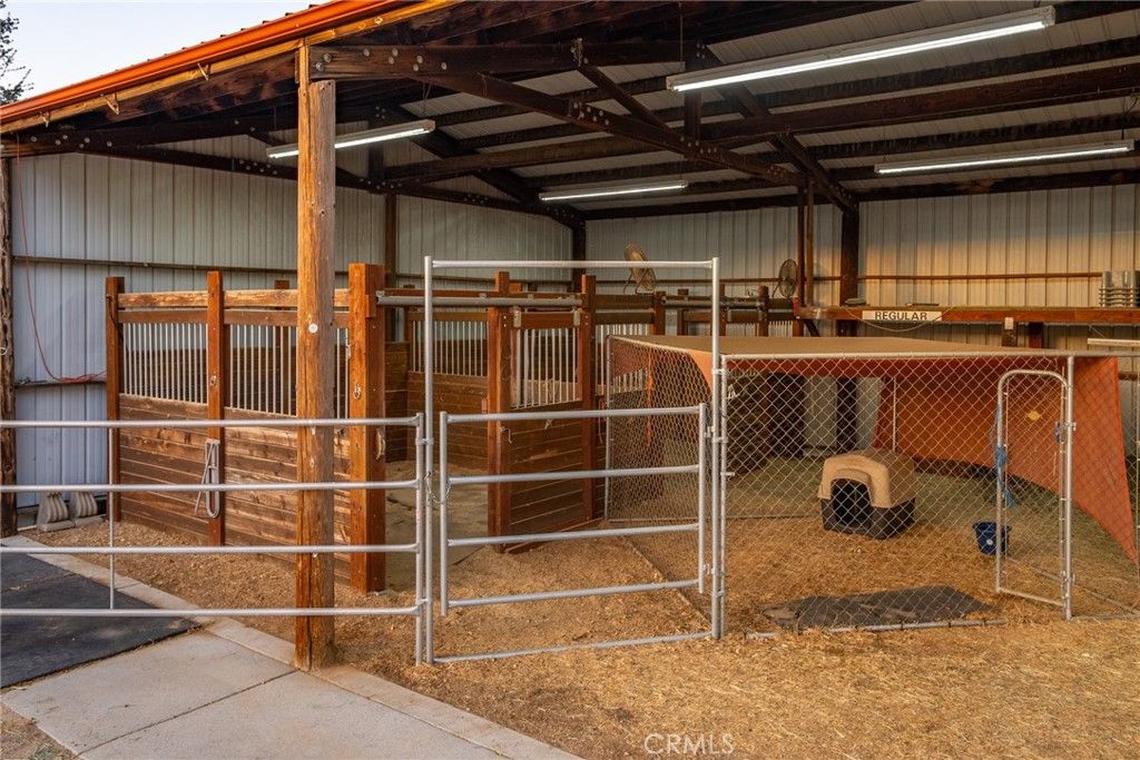 Image 40 of property listing at 7010 Wilderness Lane, Paso Robles, CA 93446