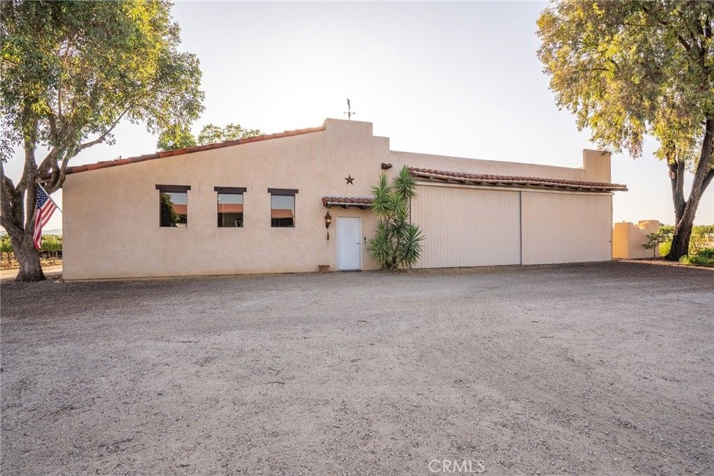 Image 42 of property listing at 7010 Wilderness Lane, Paso Robles, CA 93446