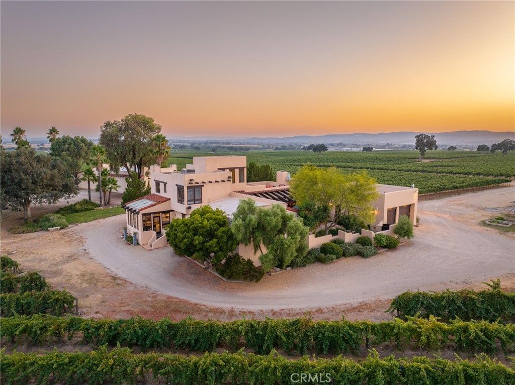 Image 73 of property listing at 7010 Wilderness Lane, Paso Robles, CA 93446