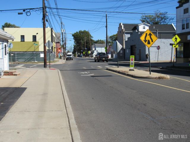 66 Georges Road, New Brunswick, NJ 08901