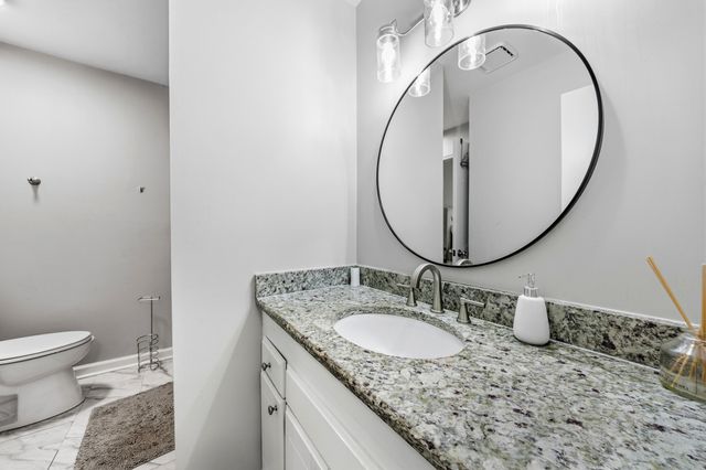 250 Sanders Ferry Rd Apt 4, Hendersonville, TN 37075