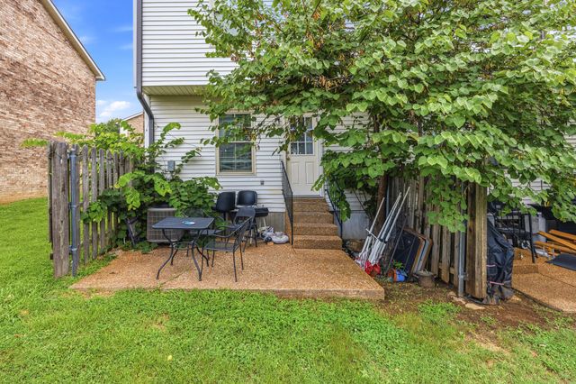 250 Sanders Ferry Rd Apt 4, Hendersonville, TN 37075