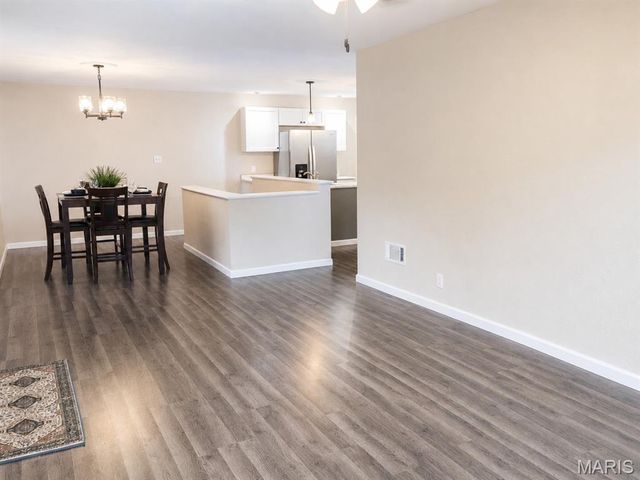 634 Mildred Avenue, Wood River, IL 62095