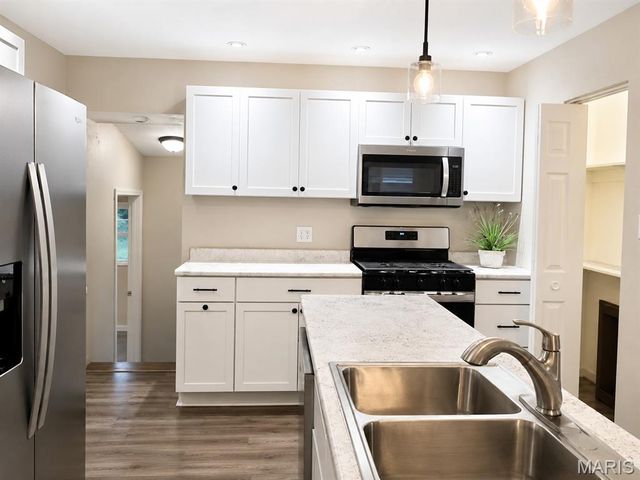 634 Mildred Avenue, Wood River, IL 62095