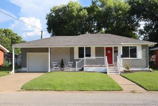 634 Mildred Avenue, Wood River, IL 62095