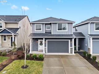 56 SHORE Dr, St Helens, OR 97051
