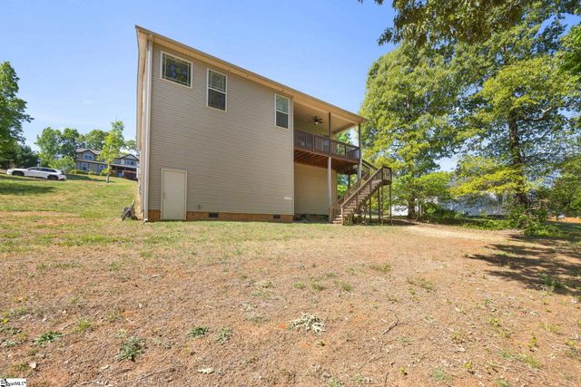 15 Kinlock Lane, Travelers Rest, SC 29690