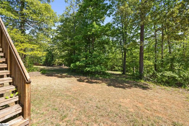 15 Kinlock Lane, Travelers Rest, SC 29690