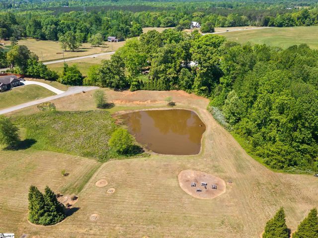 15 Kinlock Lane, Travelers Rest, SC 29690