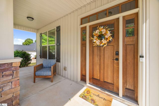 15 Kinlock Lane, Travelers Rest, SC 29690