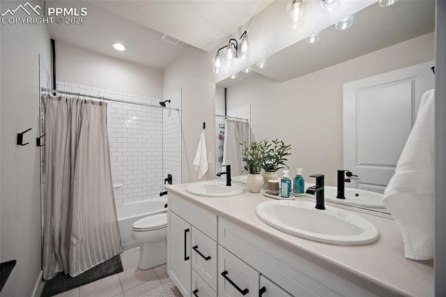 8339 Glendive Way, Colorado Springs, CO 80908