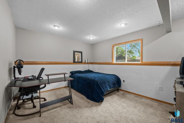 800 N poplar Ave, Tea, SD 57064