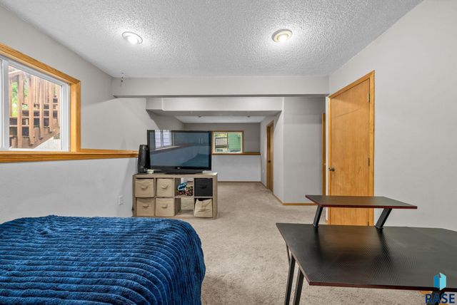 800 N poplar Ave, Tea, SD 57064