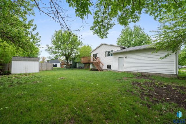 800 N poplar Ave, Tea, SD 57064