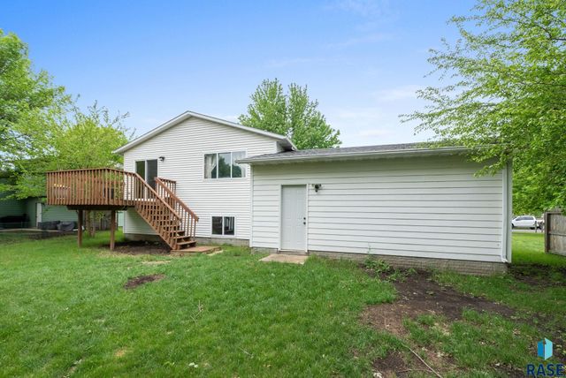 800 N poplar Ave, Tea, SD 57064