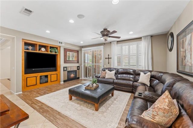 4517 Vahan Court, Lancaster, CA 93536
