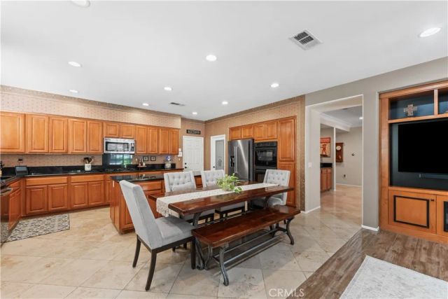 4517 Vahan Court, Lancaster, CA 93536