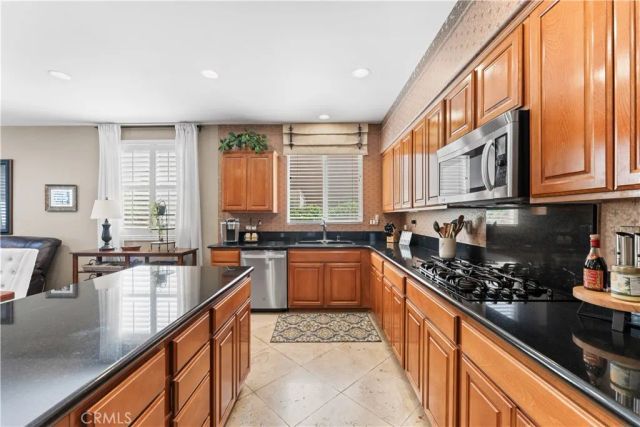 4517 Vahan Court, Lancaster, CA 93536