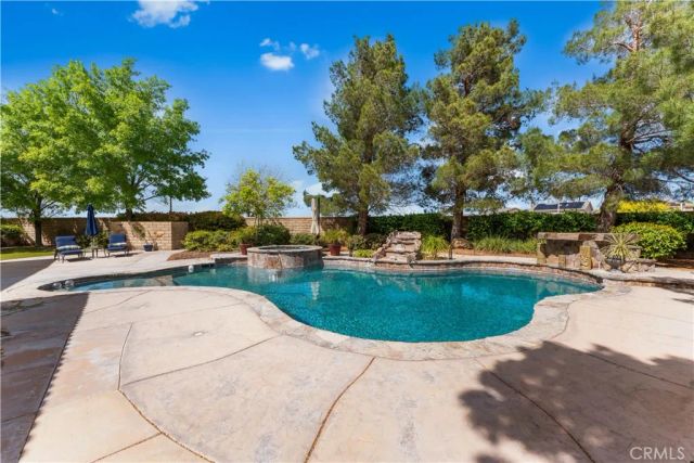 4517 Vahan Court, Lancaster, CA 93536