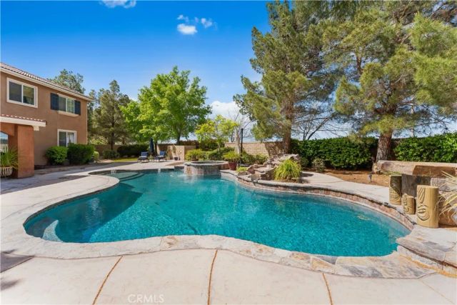 4517 Vahan Court, Lancaster, CA 93536