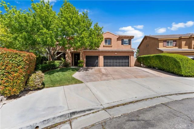 4517 Vahan Court, Lancaster, CA 93536