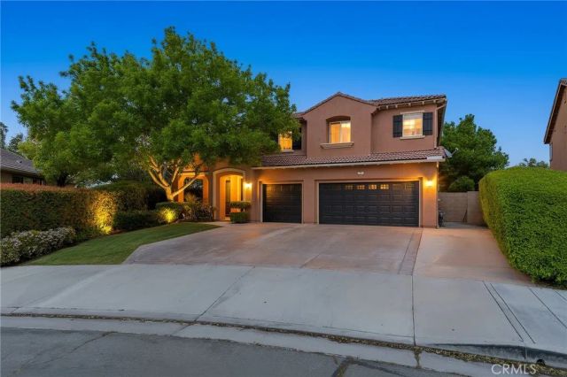 4517 Vahan Court, Lancaster, CA 93536