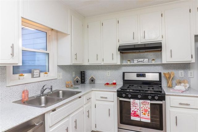 3100 Duvall Place, Kennesaw, GA 30144