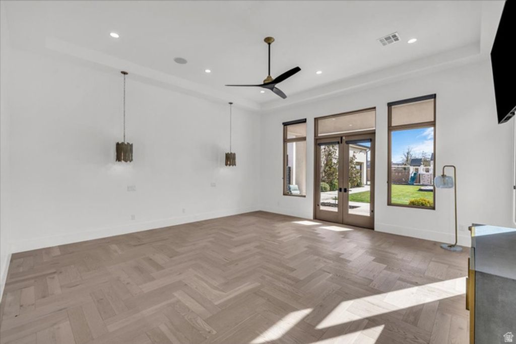 Image 16 of property listing at 2204 E 3770 S, St. George, UT 84790