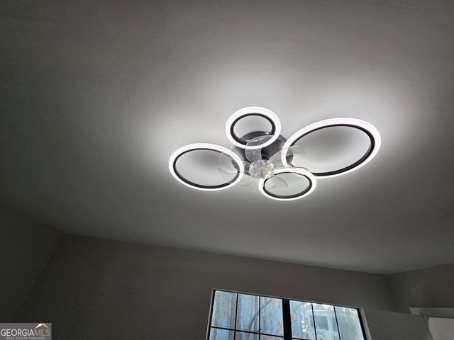 6002 Pat Mell Place SE, Smyrna, GA 30080