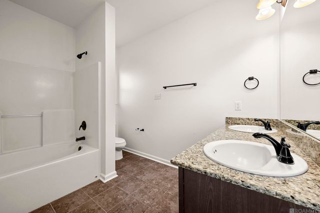 42351 Cedarstone Ave, Prairieville, LA 70769