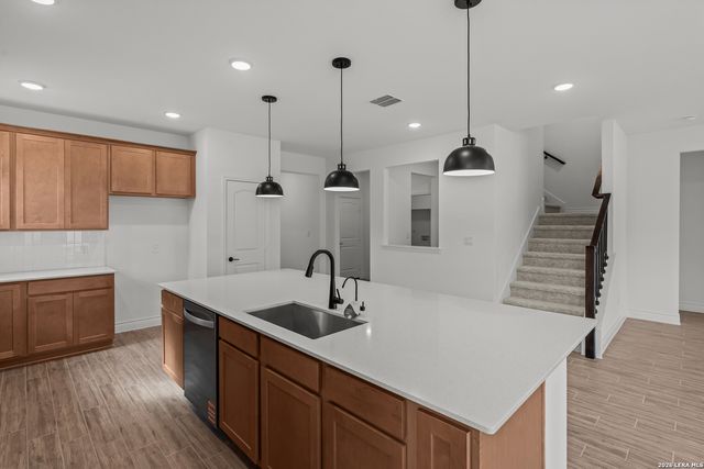 1328 Hallettsville, San Antonio, TX 78253