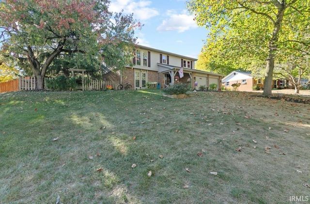 915 Edgehill Lane, Anderson, IN 46012