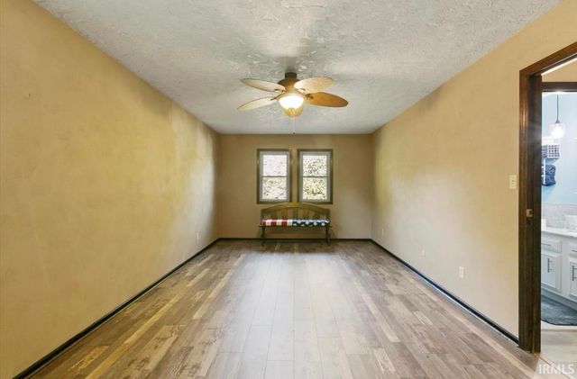 915 Edgehill Lane, Anderson, IN 46012