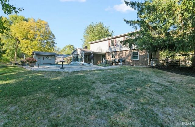 915 Edgehill Lane, Anderson, IN 46012