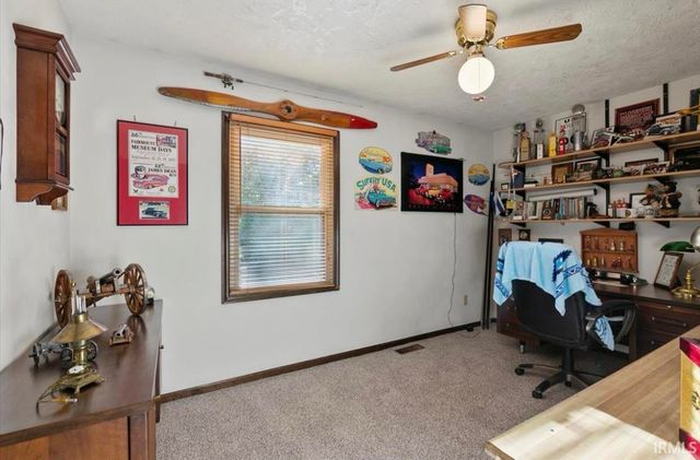 915 Edgehill Lane, Anderson, IN 46012