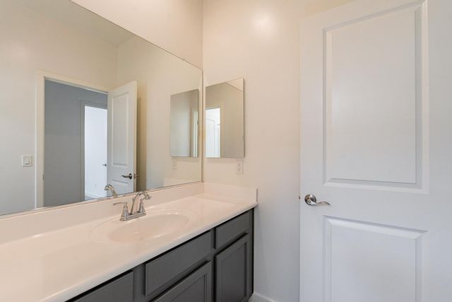 5538 S Dillon, Mesa, AZ 85212